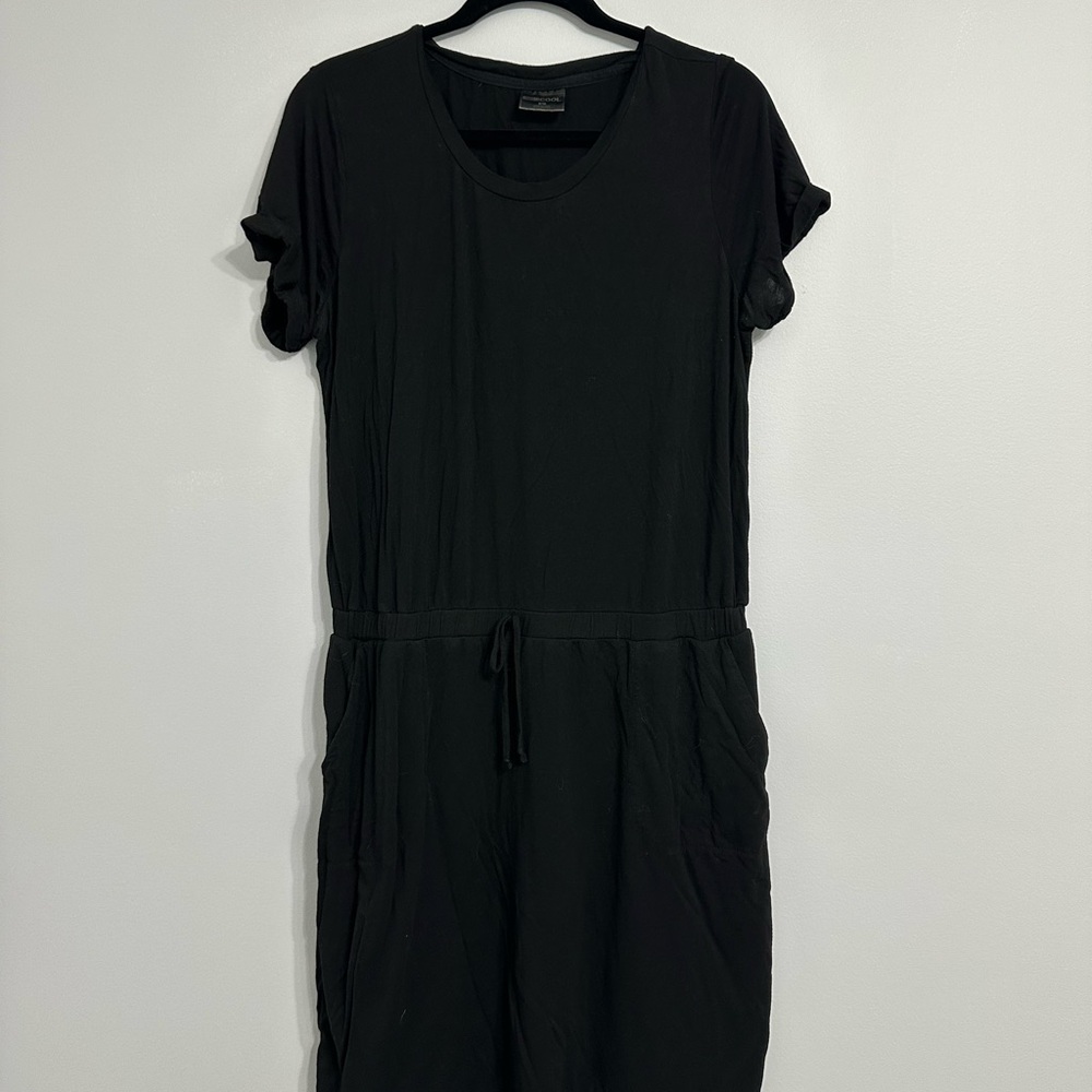 32 Degrees Black Dress